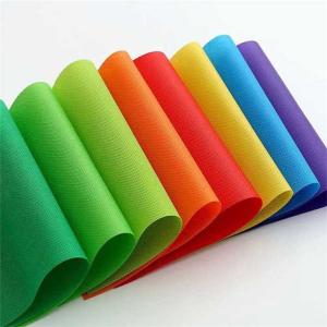 China 70cm Shrink Resistant Non Woven Wrapping Paper 80gsm Breathable factory