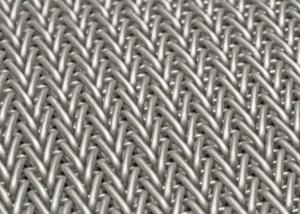 China Super 304 Stainless Steel Herringbone Mesh Belt For Snake Food Process factory