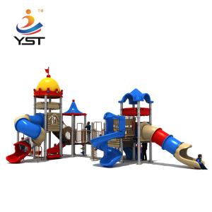 China AISI 304 Fasteners Amusement Park Equipment With Plastic Slide factory