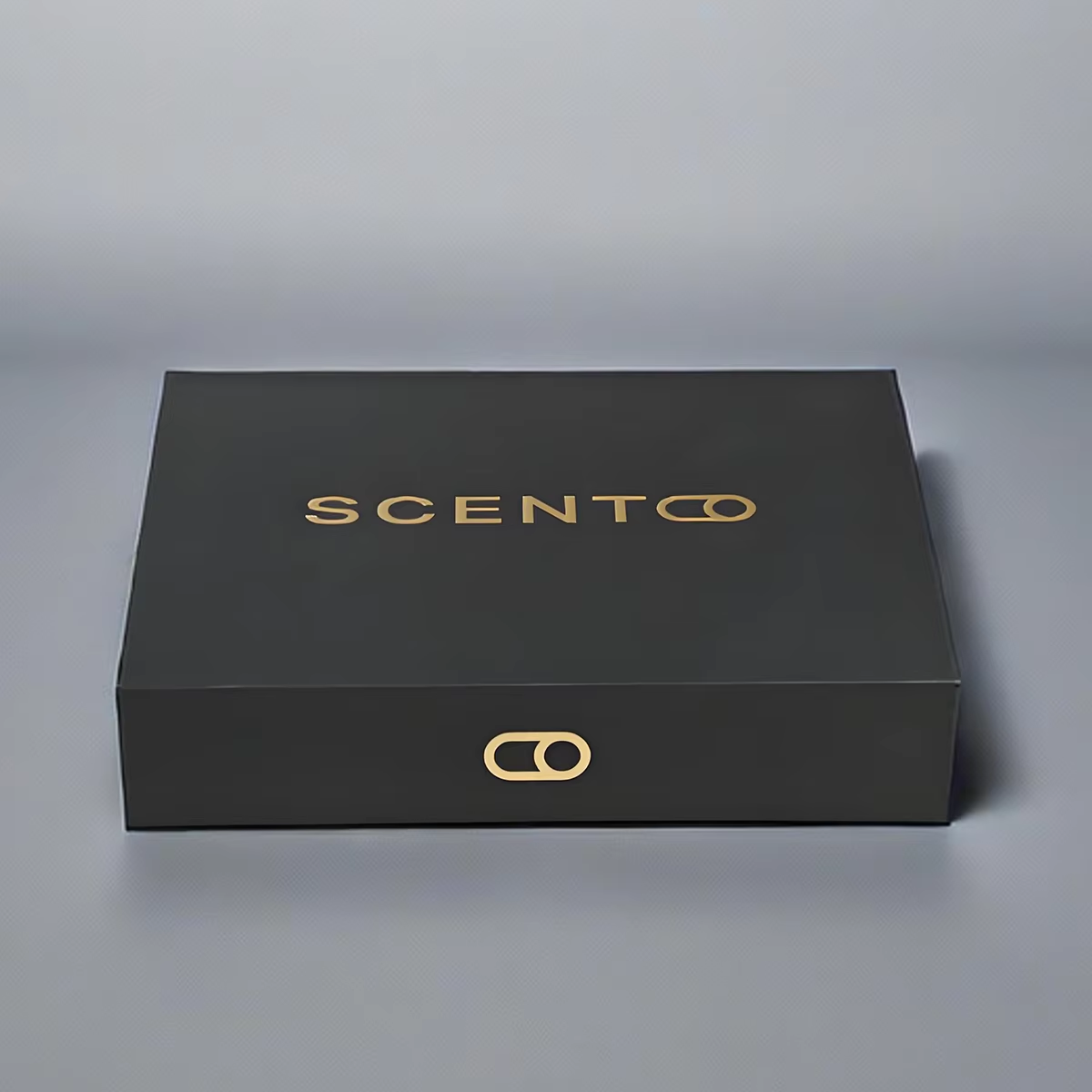 Custom Luxurious Magnetic Perfume Bottle 50 Ml With Black EVA
