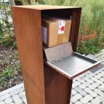 Outdoor Free Standing Corten Steel Garden Art Mailbox Metal Flowers