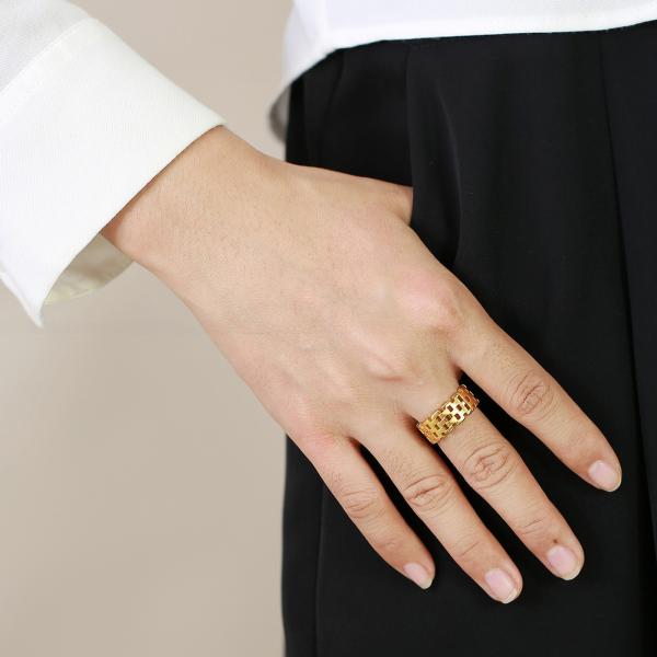 Wedding Stainless Steel Rings 8mm Gold Plated Third Party Appraisal With Hollow Styles