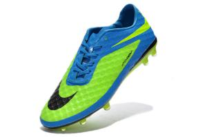 China newest football shoes factory