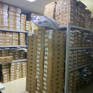 Microcontroller Integrated Circuit IC MCU 32BIT 512KB FLASH 64LQFP STM32F