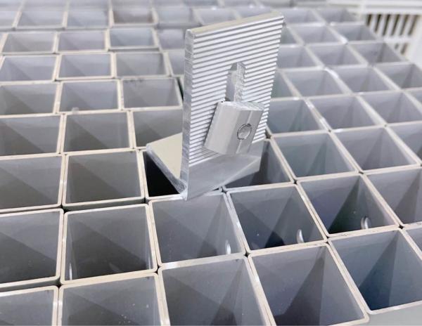 Aluminum L-Foot Angle Code Color Steel Tile Roof Surface L-Foot Base Right Angle