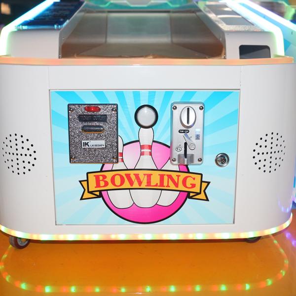 3 Player Coin Operated Bowling Machine Simulator Arcade 400W Power 3 Person