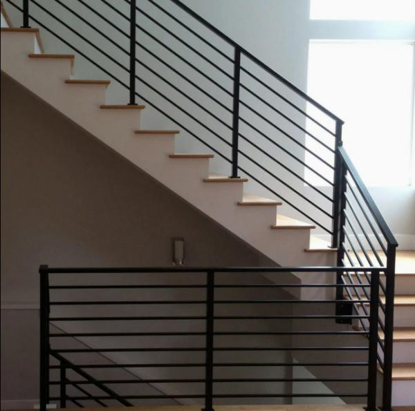 China Stainless Steel And Aluminum Steel And Glass Handrail For Classic And Simplicity Style CE And ISO9001 Certified factory