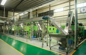 China 24000BPH Fully Automatic Blow Moulding Machine Pet Stretch Blowing Machine factory