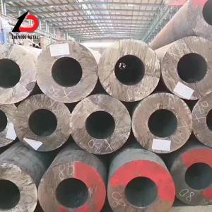 China Thick Wall Alloy Seamless A53 A333 A106 St45 Sch40 DN15 Black ISO Carbon Steel Pipe Factory Low Price factory
