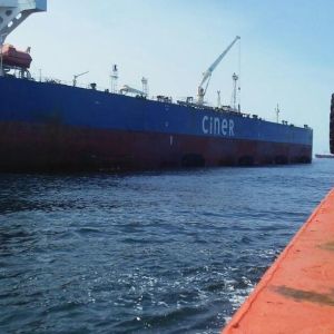 Black High Gas Tightness Yokohama Pneumatic Marine Fender