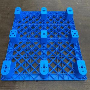 China Heavy Duty Reusable 2-Way 4-Way Entry Euro Pallet Light Duty Recycled HDPE Smooth Surface Export Plastic factory