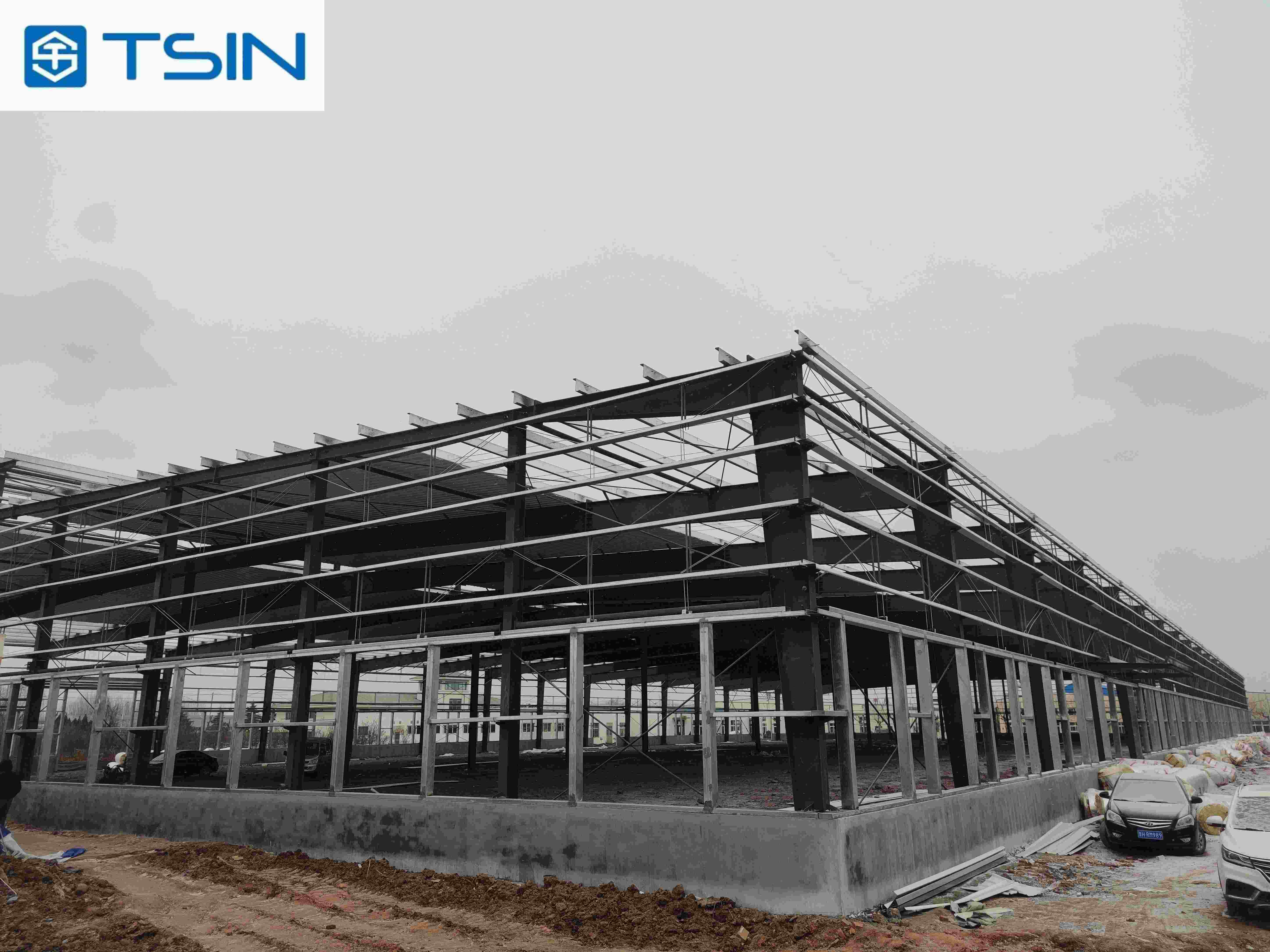 Steel building assembly