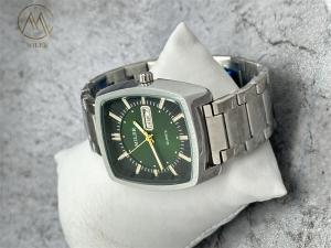 China Newly Design Glamorous Quartz Movement Watch for Ladies with 5 Colors Option factory