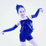 Metalic Fabric Kids Dance Clothes / Sparkle Dance Costumes With Big Bows