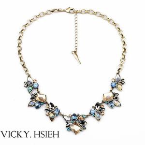 China VICKY.HSIEH Brass Ox Tone Multi Color Resin Bead Latest Design Beads Necklace factory