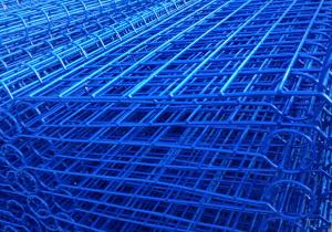 China high-quality powder coated double loop wire mesh metal garden fence factory