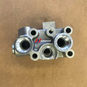 China 6BG1T Oil Filter Aluminum Housing Engine Lubrication System Part on sale