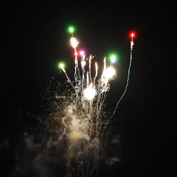 Chinese 172 Shots Wholesale Cake Fireworks New Year Celebration Pyrotechnics 1