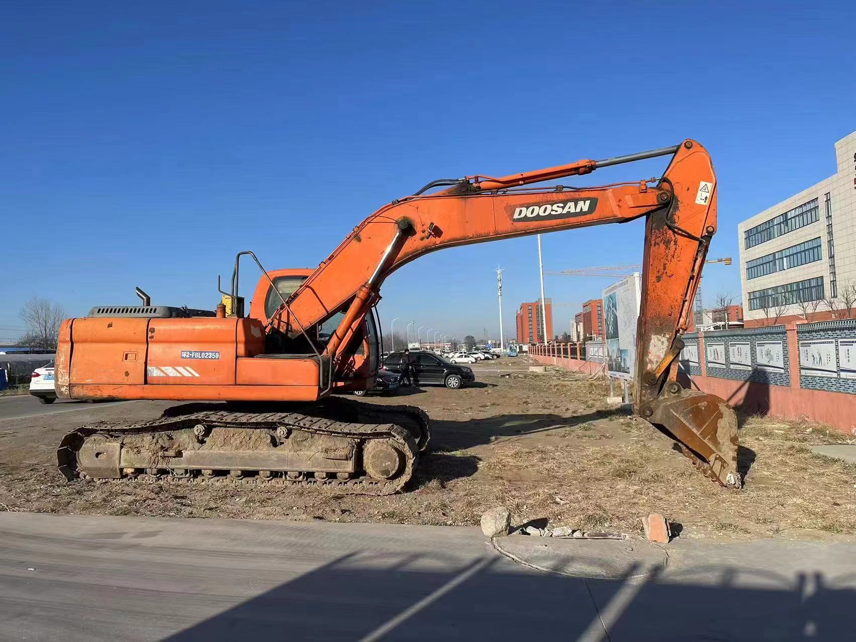22 KG Machine Weight Hydraulic Cylinder Original Doosan DX225 DX225LC Crawler Excavator