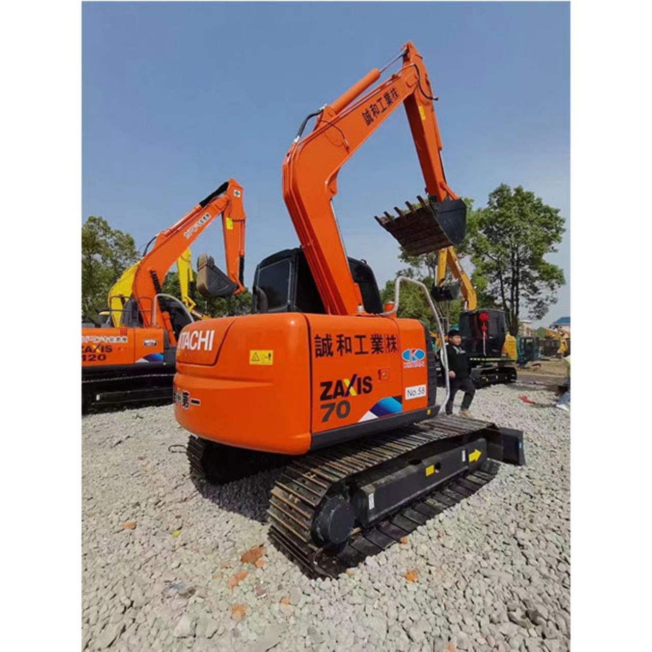 Used Mini Excavator Hitachi ZX70 Secondhand 7t Original Crawler Tracked Digger