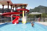 Green And Yellow High Speed Fiberglass Water Slides Optional Color For Adults