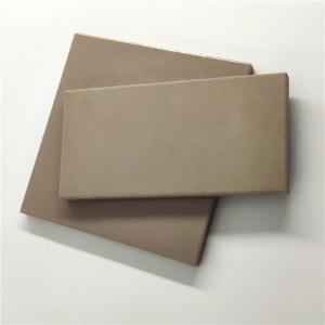 China 20%-30% Al2O3 Content High Alumina Fire Brick for Acid Resistant from Leading Ceramic factory