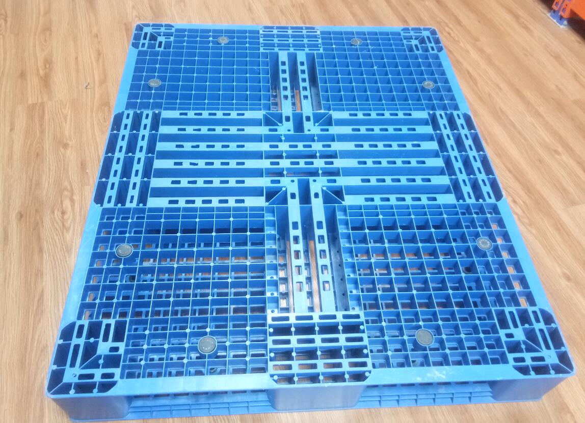 1200x1000 size double face reversible stacking plastic pallet