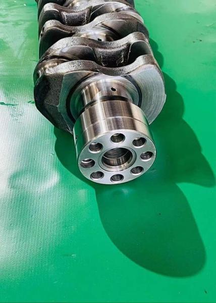 J08C J08E Engine parts Excavator Crankshaft 13411-2241 13411-E0100 For HINO