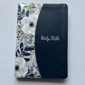 China Web Fed Custom Bible Printing 152 x 229 mm With Leather PU Cover factory