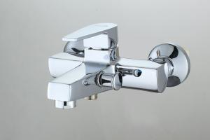 China Square Wall Mounted Brass Tub And Shower Faucet factory