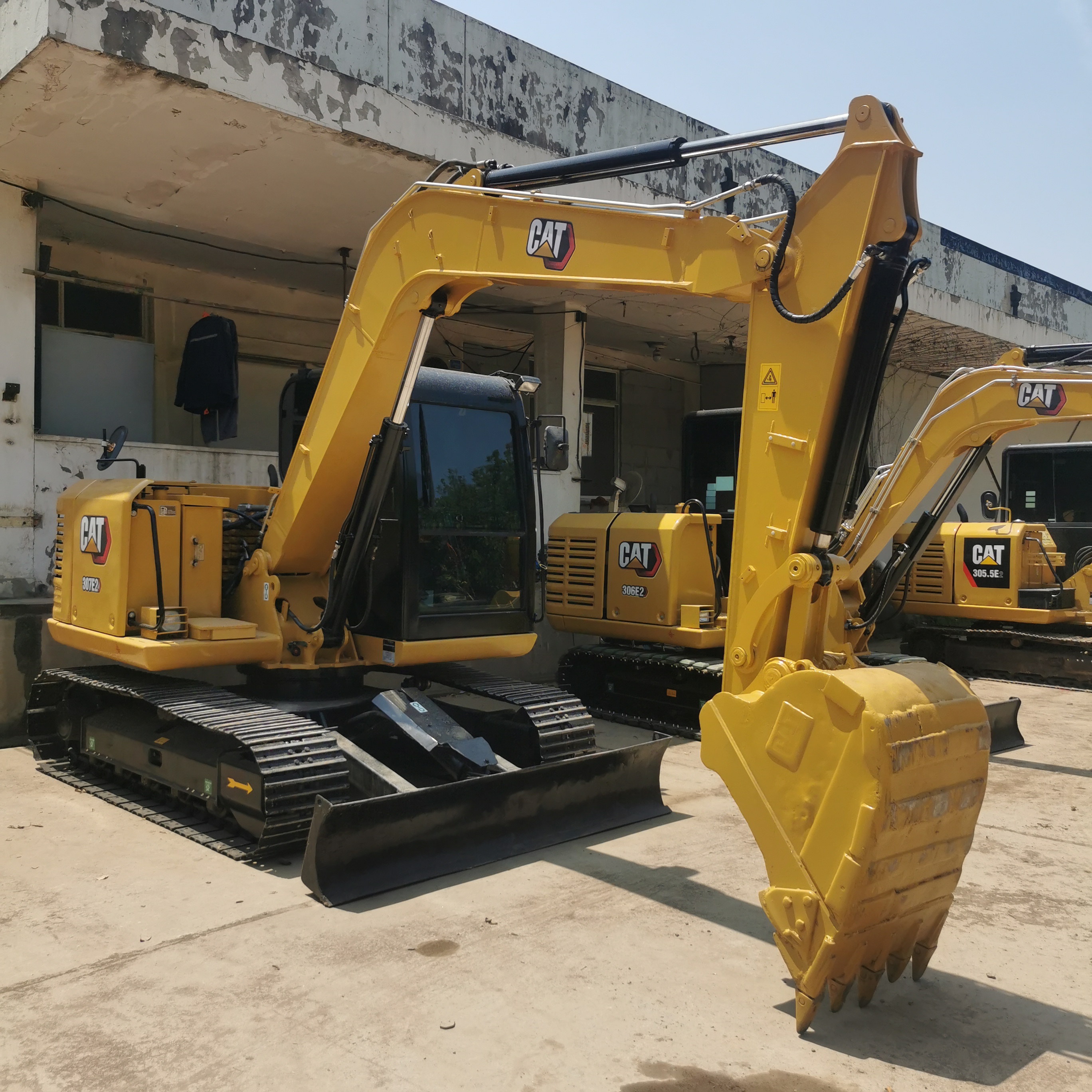 43 KW Used CAT 307 Excavator Second Hand Mini Excavator 7 Ton in Original Japan 2023