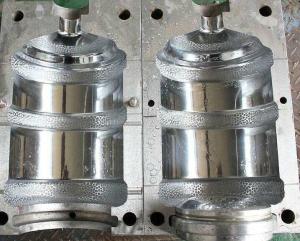 China Automotive Spare Parts Aluminum Die Casting Mould No Need Trimming Auto Casting Mold Development factory