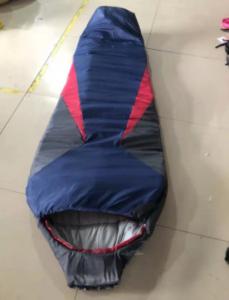 China Compressed Blue 4 Season Envelope Sleeping Bag , 400gsm Envelope Style Sleeping Bag factory