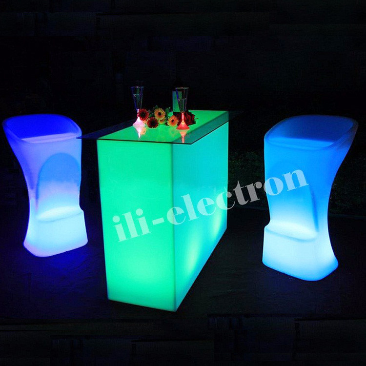 Illuminated Lighted Cocktail Tables , LED Light Up Tables For Night Club Lounge