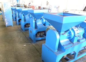 China 5~20 Mesh Feeding Tyre Crushing Machine , Waste Tyre Recycling Machine factory