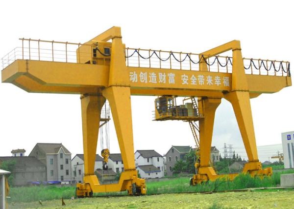 MG Type Rail Lifting Double Beam Crane With Hook 30 Ton 0 - 15m Cantilever