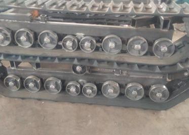 Rubber Crawler Telescopic Track Undercarriage For Agriculture Machine Mini