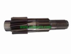 China TC220-26710 32410-26712 Kubota Tractor Parts Brake Shaft Gear RH (11Tx6Tx24T Long 198mm) Agricuatural Machinery Parts factory
