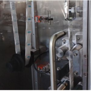 MoisturePro Pharma Desiccant Inserting Machine 130 Bottles/Min