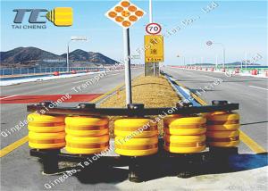 China EVA PU Material Traffic Safety Roller Barrier Highway Rotary Crash factory