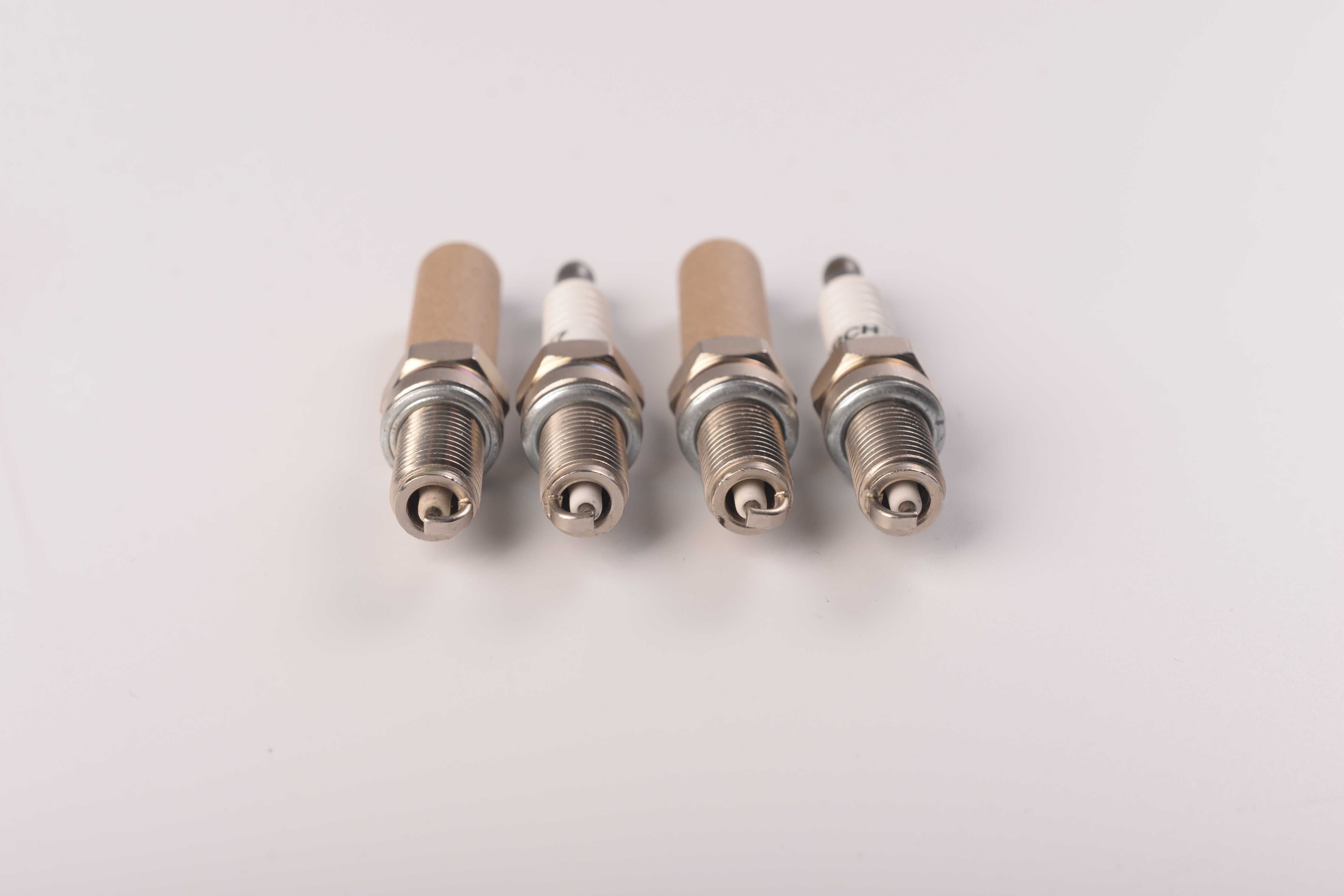 Auto Spark Plug Replacement For NGK B6HS BP6HS