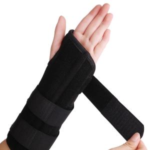 China Black Elastic Wrist Brace Splint Carpal Tunnel Support S , M , L Size factory