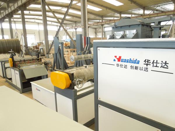 Three Calender Plastic PE PP Sheet Film Extrusion Machine Line Extruder 650mm
