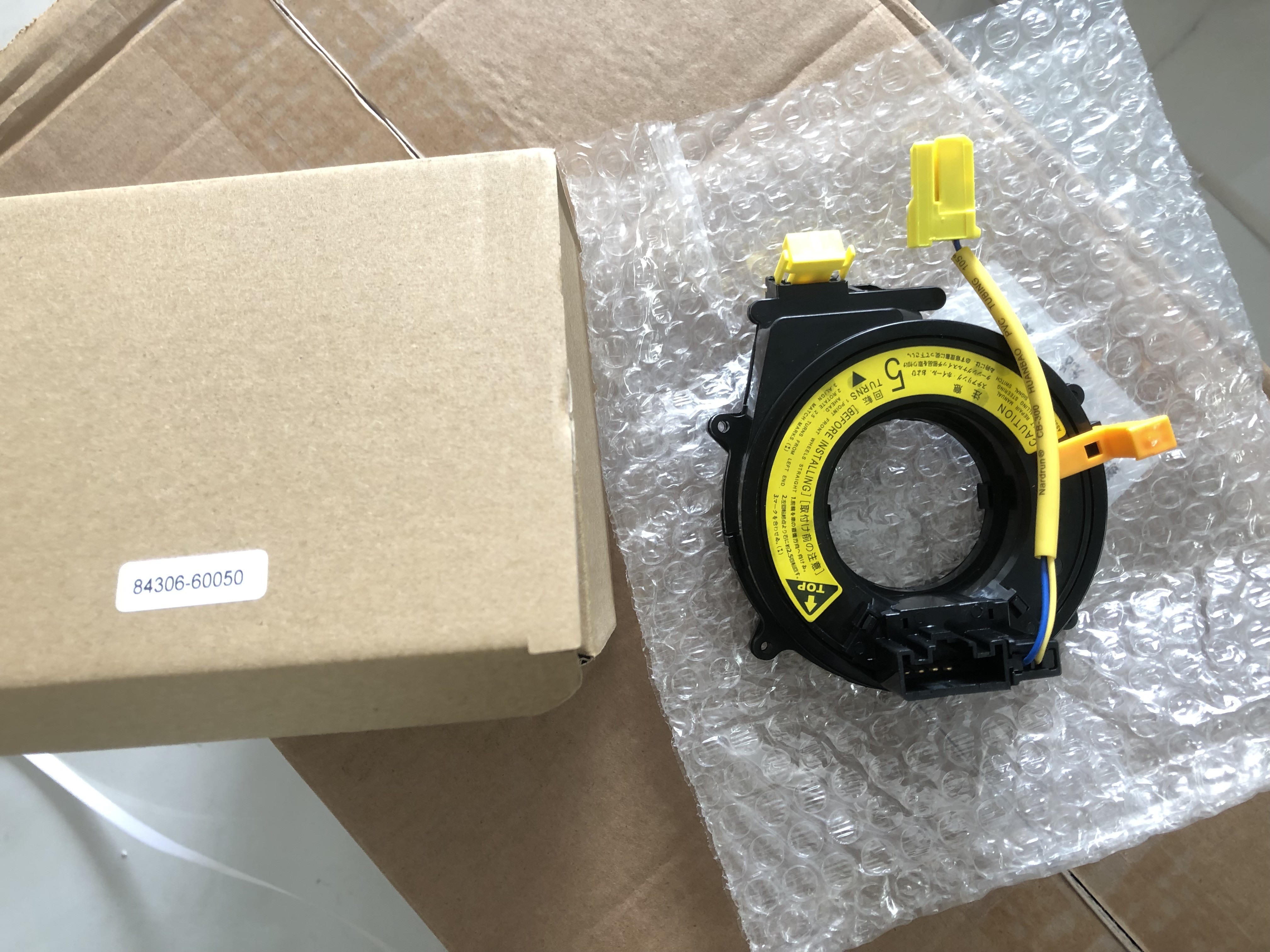 OEM 84306-60050 8430608030 SPIRAL CABLE CLOCK SPRING FOR TOYOTA COROLLA