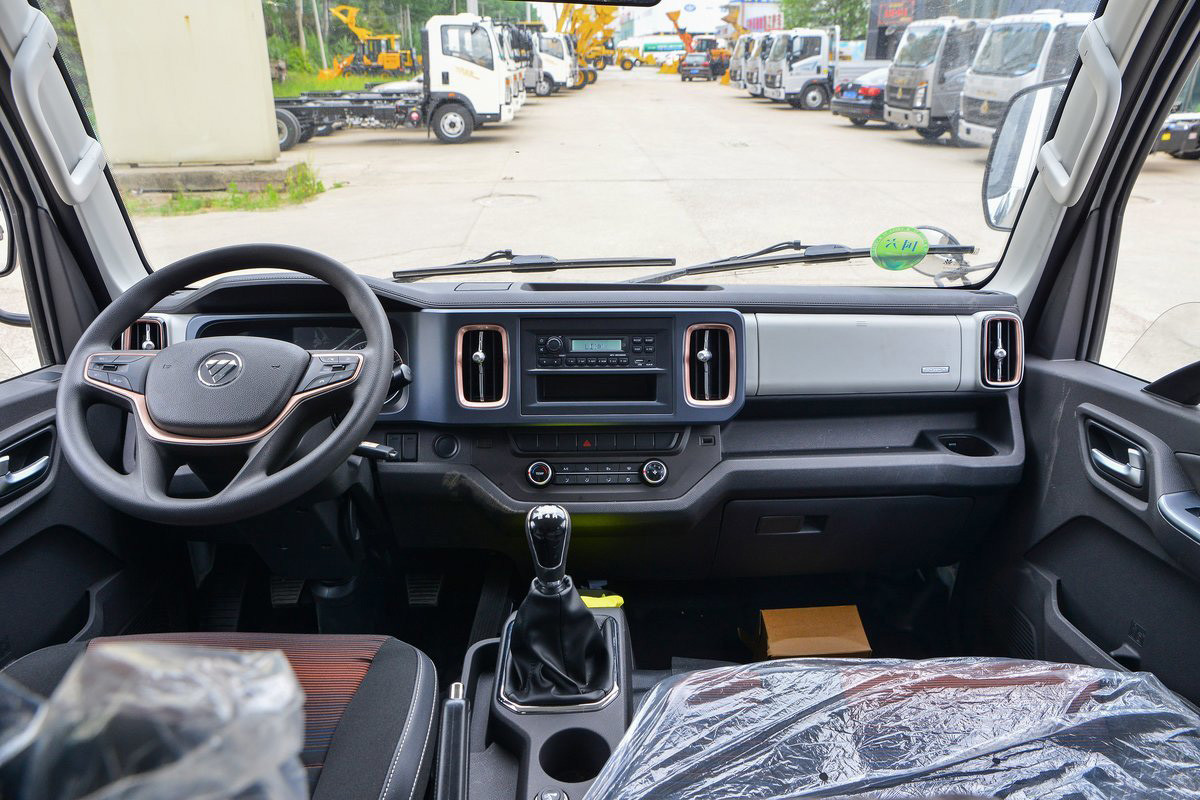 Auman M Model 2.0L Double Row Seats 144HP Gasoline Manual 5 Gears 2.7m Foton Flatbed Mini Truck