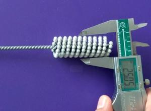 China Custom 25mm Aluminum Oxide Flexible Cylinder Honing Tool Brush for Surface Finishing factory