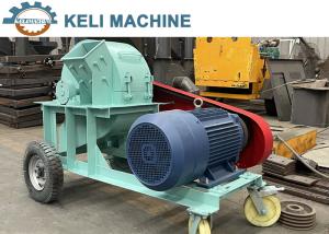 China Fertilizer Vertical Hammer Crusher Square Mouth Crusher With Diesel Engine factory