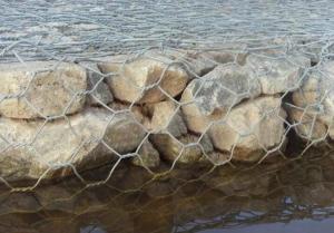 China 2.7mm Hot Dipped Galvanized Gabion Mesh Baskets Hexagonal Retaining Wall Gabion Cages on sale