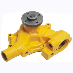 China Komatsu PC60-5 PC60-6 Excavator Engine Parts S4D95 Water Pump factory
