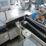 High Speed Horizontal Hologram Sticker Labeler Automatic Plastic Tube Vial